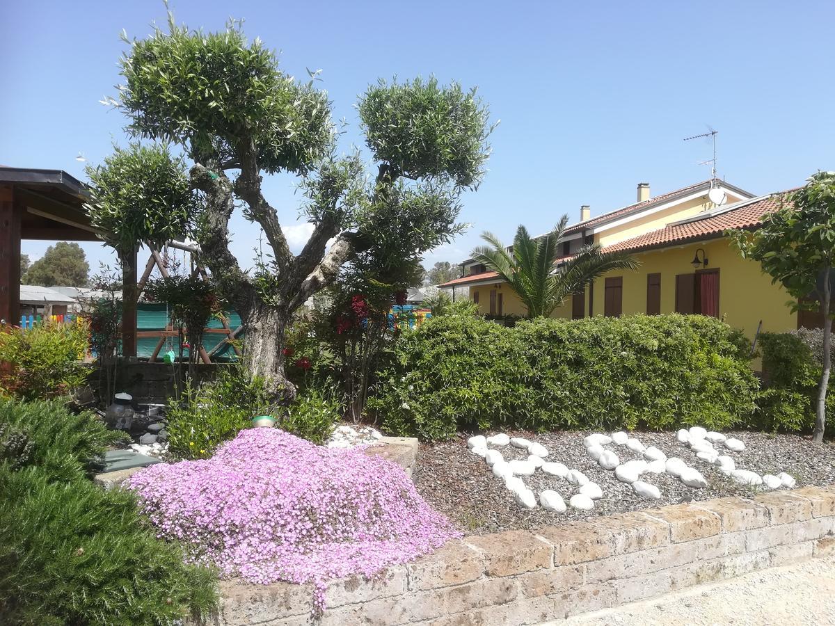 Le Terre Di Bac Panzió Borgo Montenero Kültér fotó